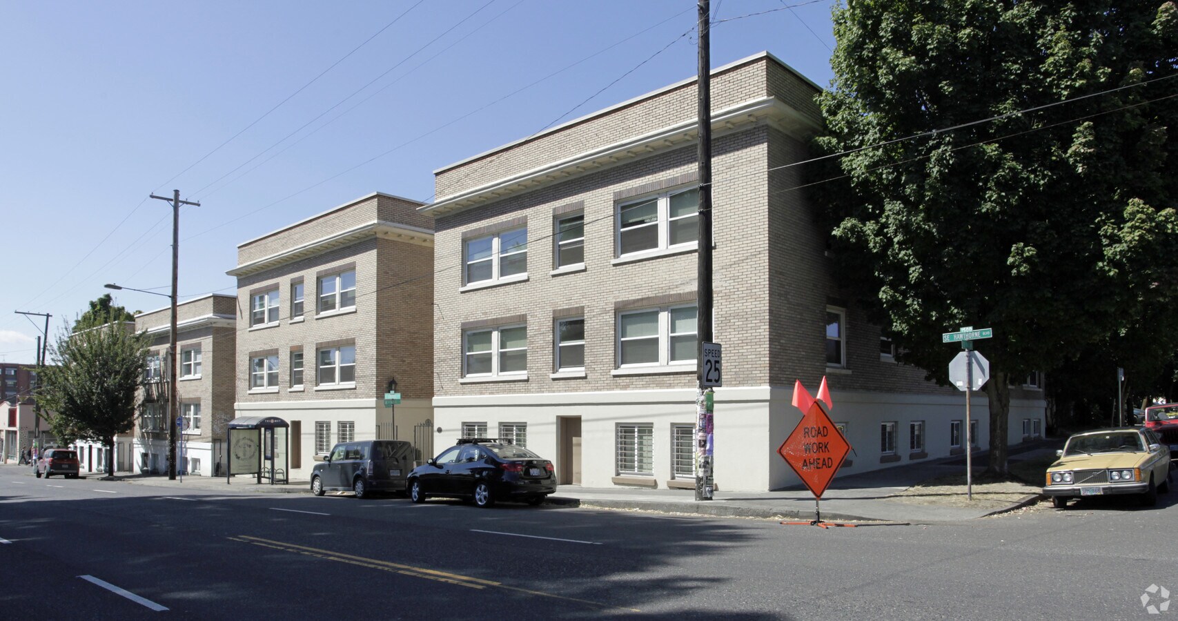 Primary Photo - Morlee Court Apartments