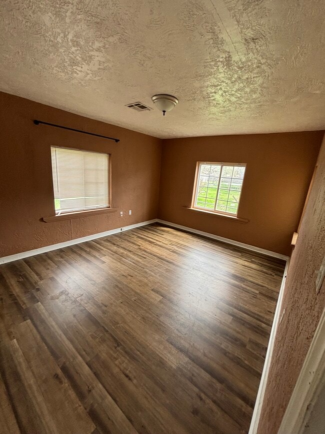 Photo - 1915 NW Arlington Ave