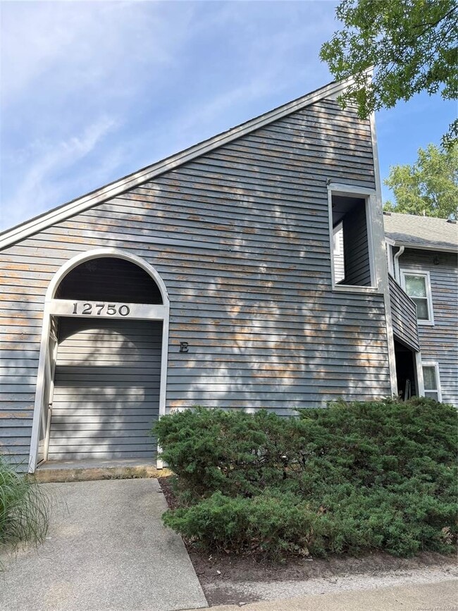 Building Photo - 12750 St George St Unit E