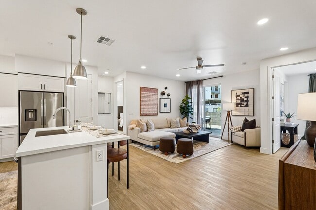 Photo - The Stately Avondale