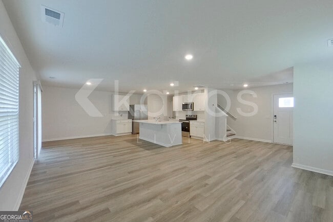 Photo - 105 Inez Ave