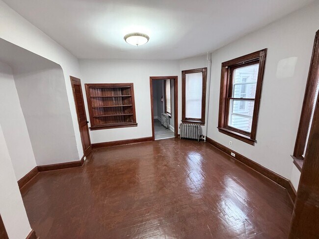 Photo - 659 Second St