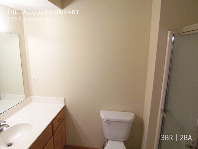 Photo - 3495 Leawood Ave