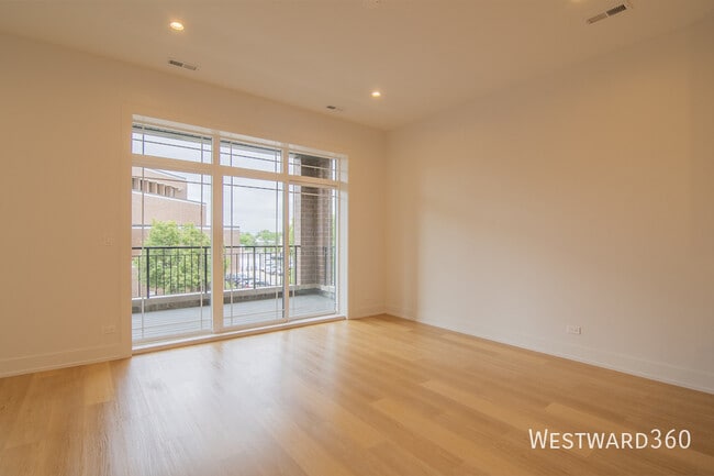 Photo - 2046 W Washington Blvd Unit #3