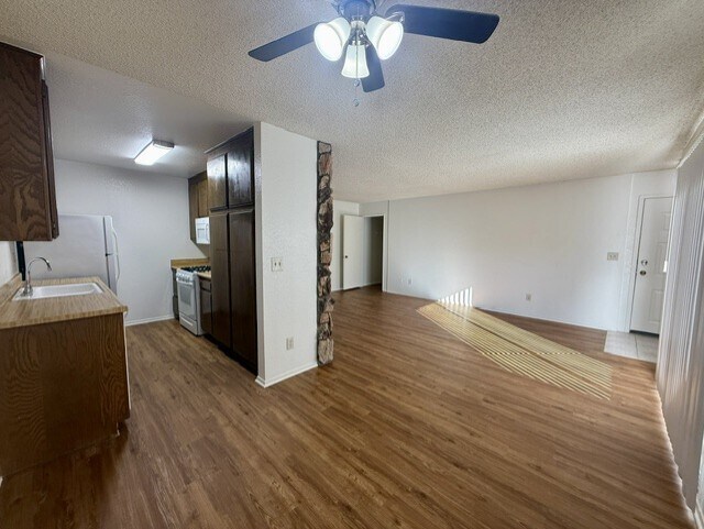 11819 Kiowa Ave