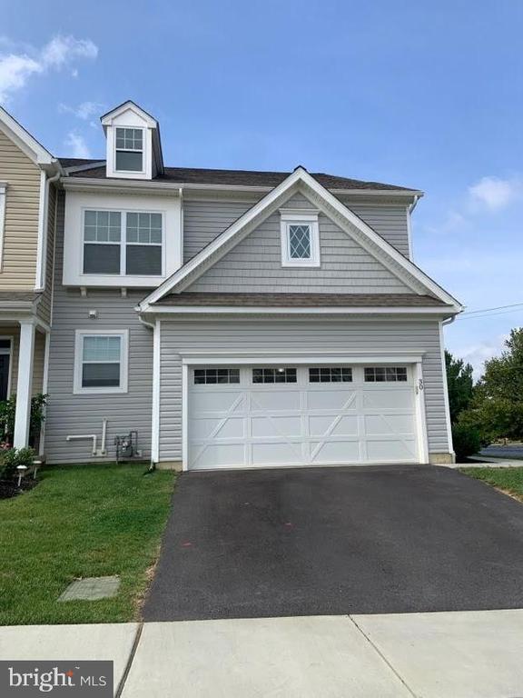 Photo - 30 S Tompkins Square