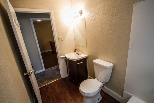 Building Photo - 1315 Dawson St Unit 1315 Dawson