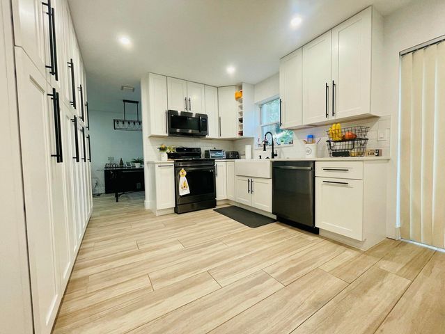 Photo - 4231 NW 1st Dr