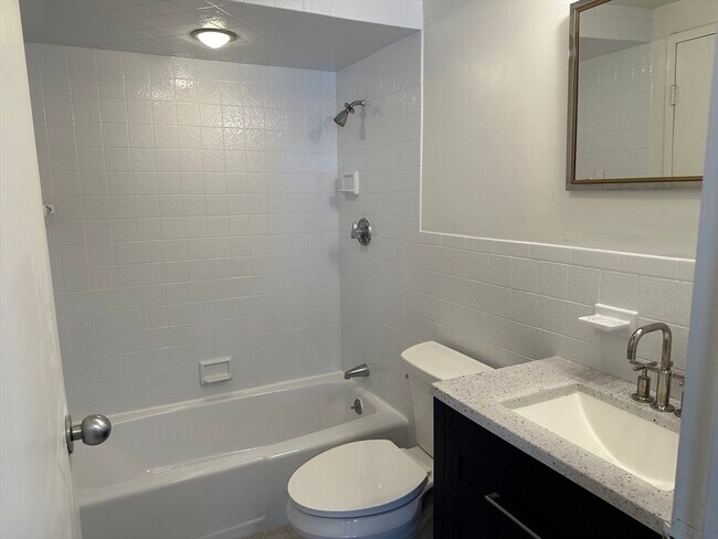 Photo - 21 Mayflower Rd