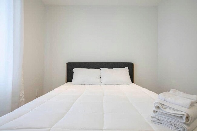 Photo - 1321 I St NE