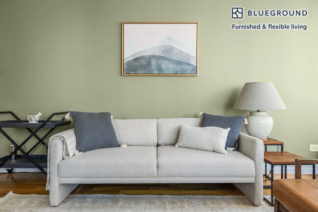 Photo - 235 W 48th St Unidad FL24-ID29