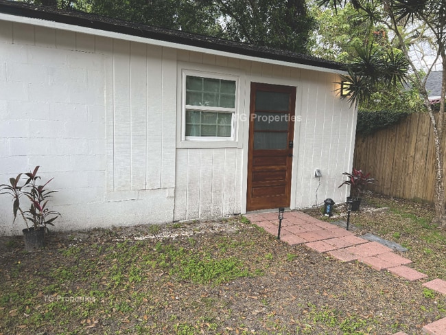 Photo - 1313 E Pineloch Ave Unit 2