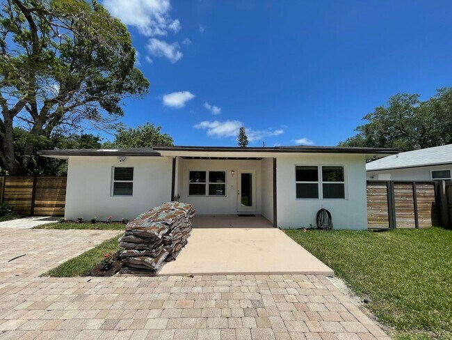 Photo - 1564 SW 28th Terrace