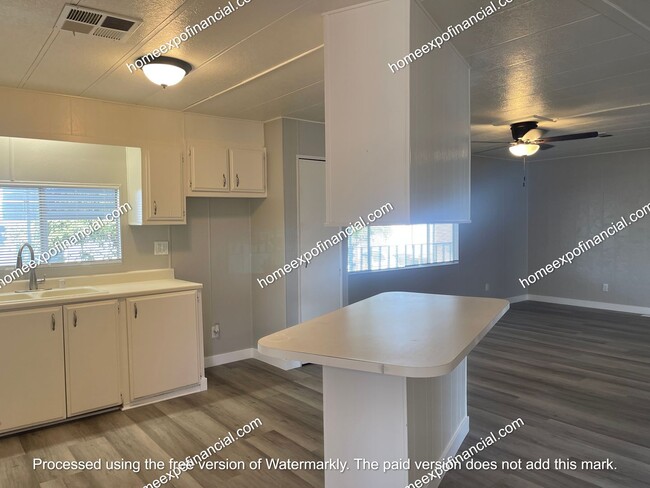 Photo - 44812 Cornish Ave