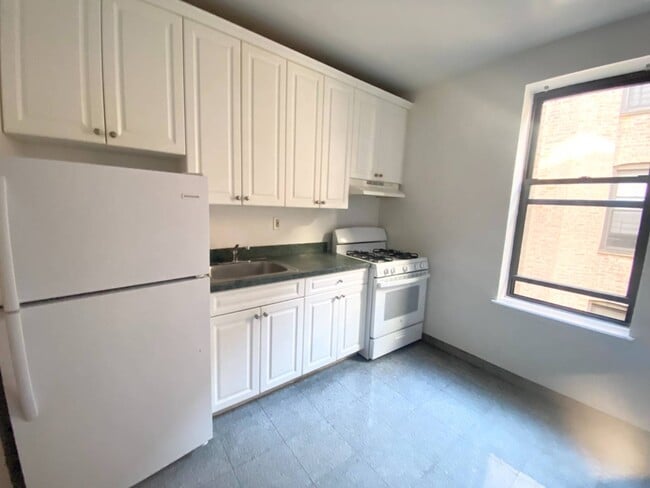 Photo - 112 Marine Ave