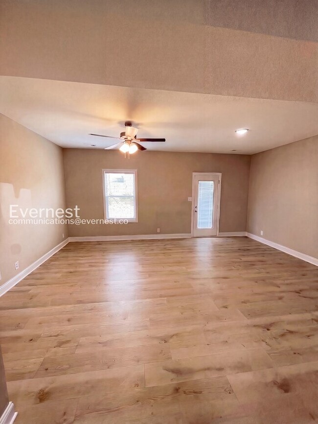 Photo - 3385 Polly Dr