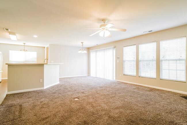 Photo - 2043 Swimming Hole Cir