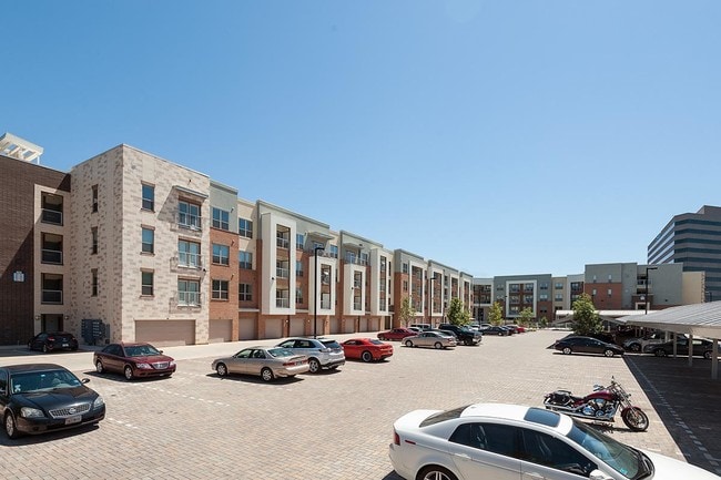 404 Border Apartments