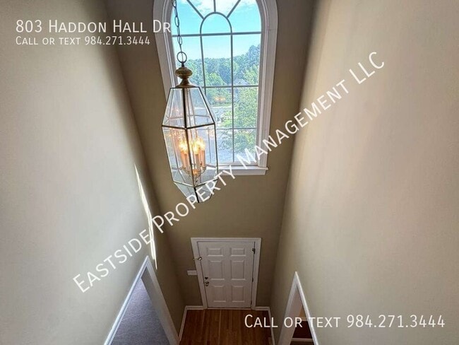 Photo - 803 Haddon Hall Dr