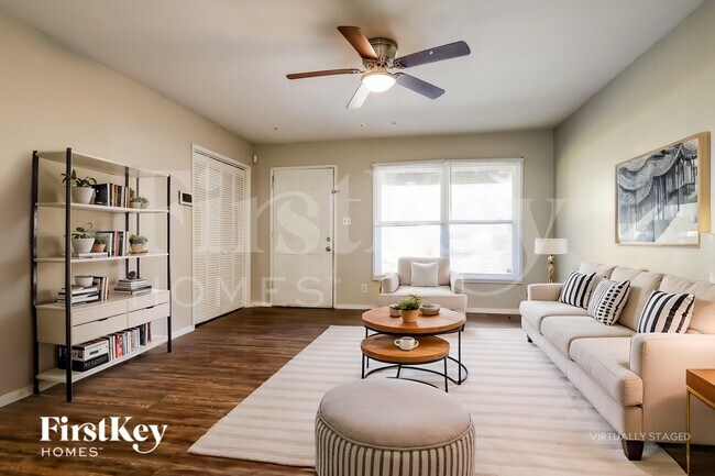 Photo - 3085 Piper Dr