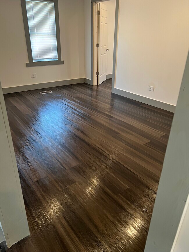 Living Room - 114 E 119th St Unit COACH HOUSE