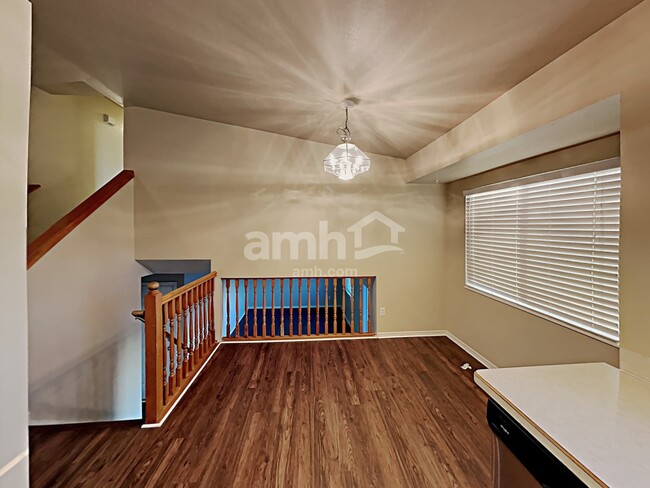 Photo - 1027 N 575 W