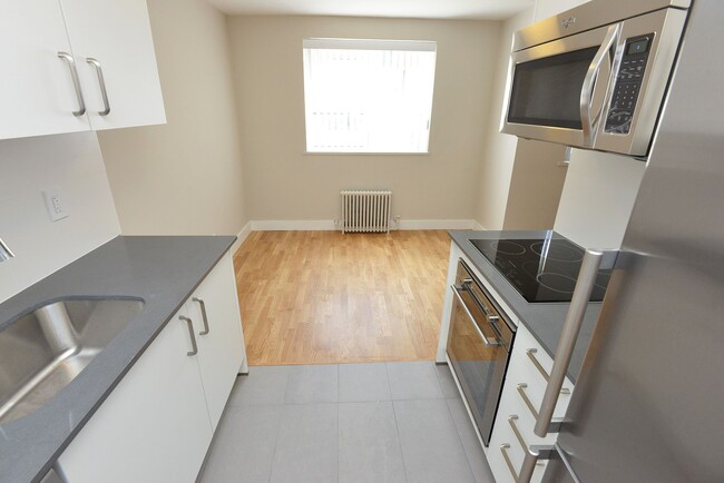 12 Bater Ave Unit 109