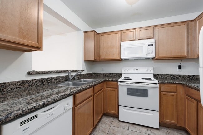 Photo - NEAR SUMMERLIN 1 BED, 1 BATH CONDO IN GATED COMMUNITY