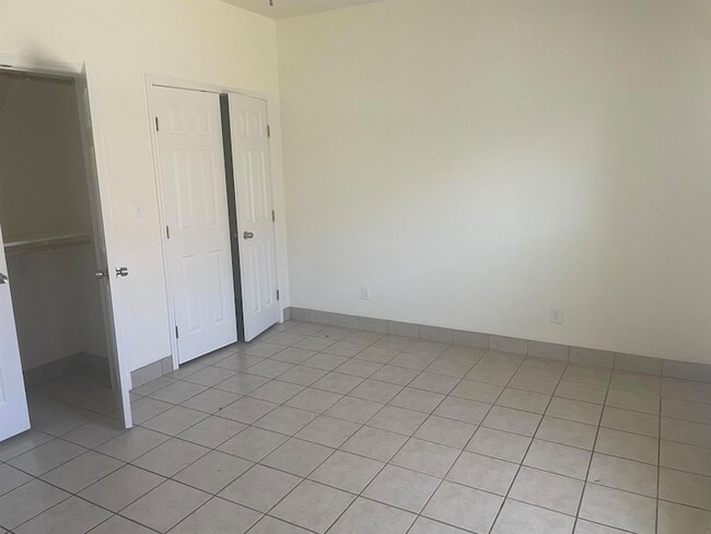 Photo - 317 Rosalinda Dr