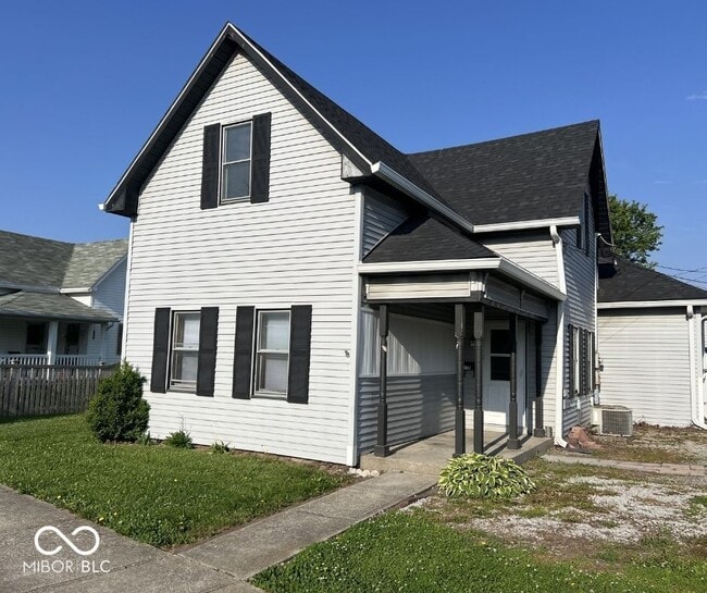 Building Photo - 718 S Lebanon St