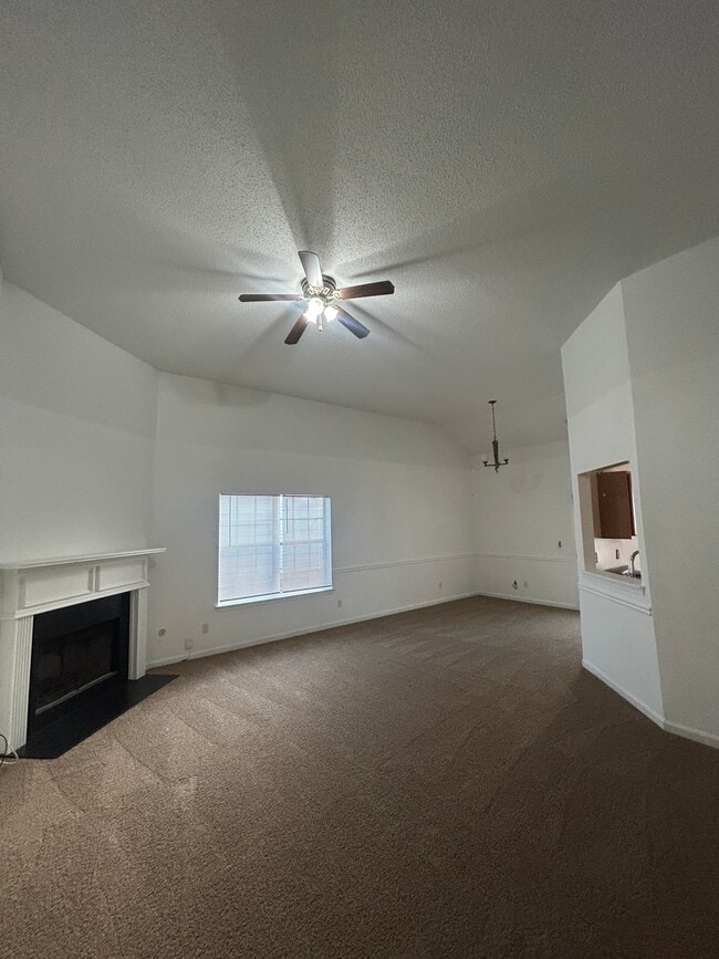 Photo - 65 Waters Edge Way