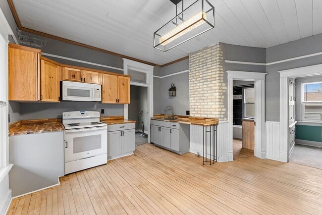 Photo - 1515 Liberty St Unit Lower