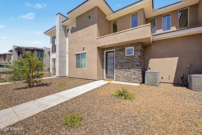 2121 W Sonoran Desert Dr