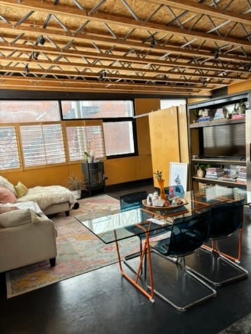 Photo - 632 S Millward St