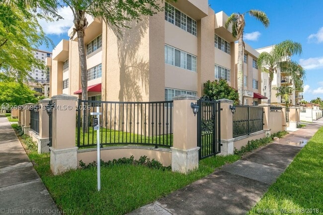 300 Madeira Ave Unit 304