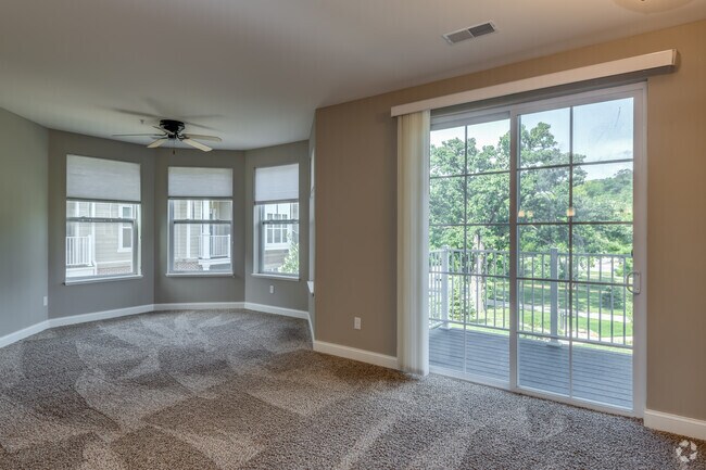 2 BR, 2 BA - 1242 PIES2