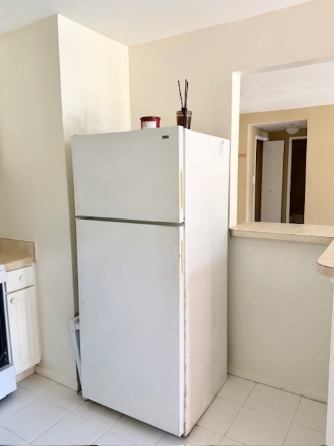 Photo - 12 S Van Dorn St Unidad 407