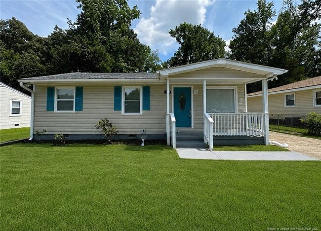 Building Photo - 929 Fleetwood Dr