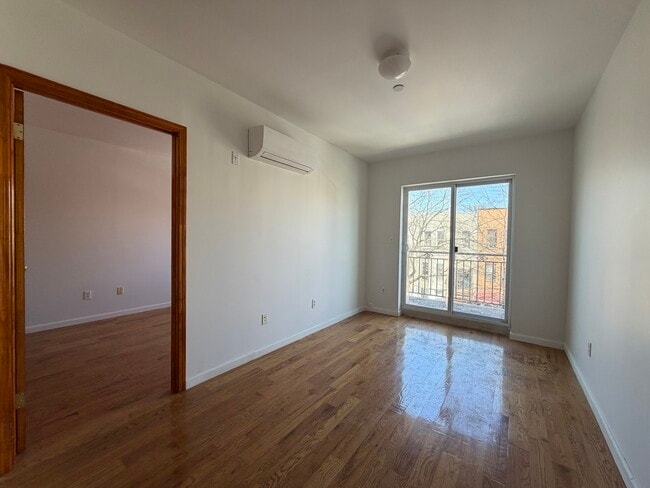 Photo - 342 53rd St Unit 3F