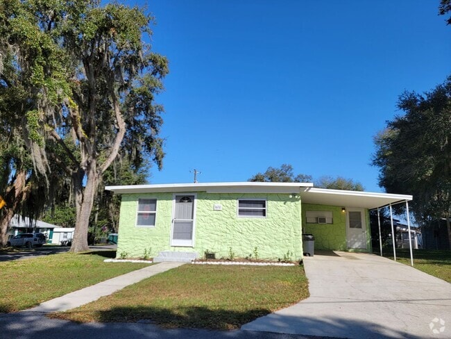 Building Photo - Beautiful 2/1 Near Water in Hernando!!! Rental