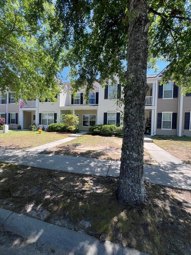 Photo - 2 bedroom 2.5 bath Townhome in Godley Park