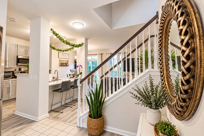 1288 W Black Wolf Rd
