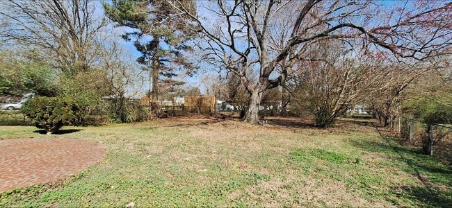 Photo - 20405 Williams St