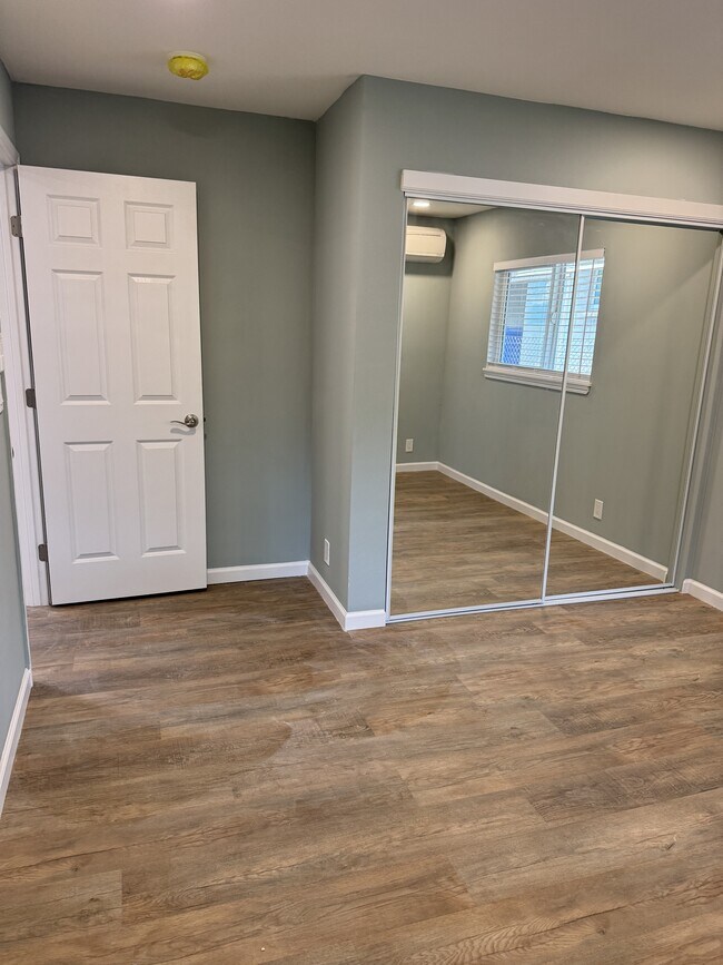 Photo - 3317 Catherine St