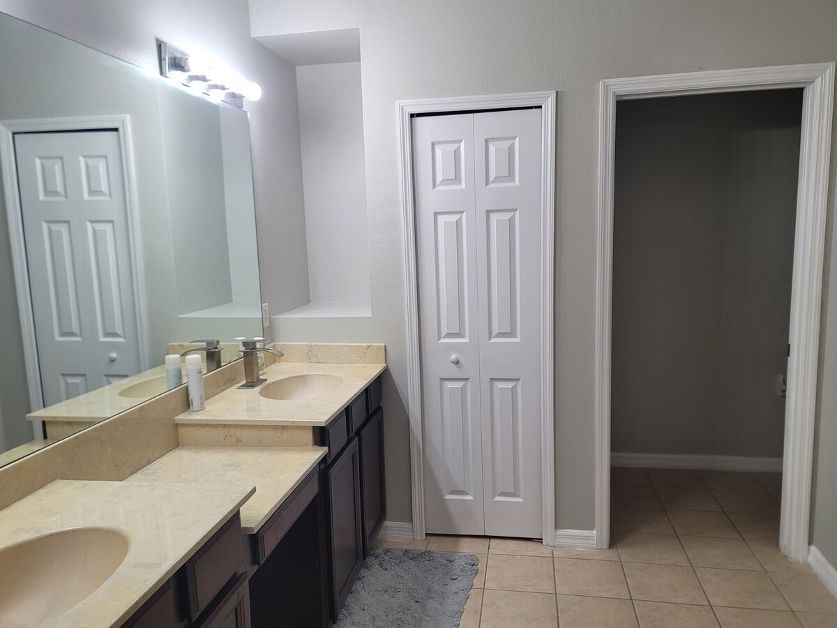 Photo - 2897 Sweetspire Cir