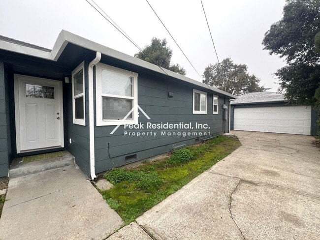 Photo - Updated 3bd/2ba Sacramento House