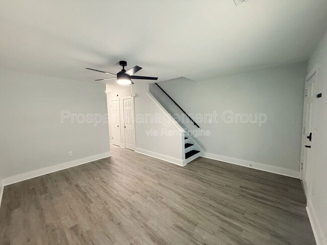 Photo - 258 Fleming Rd