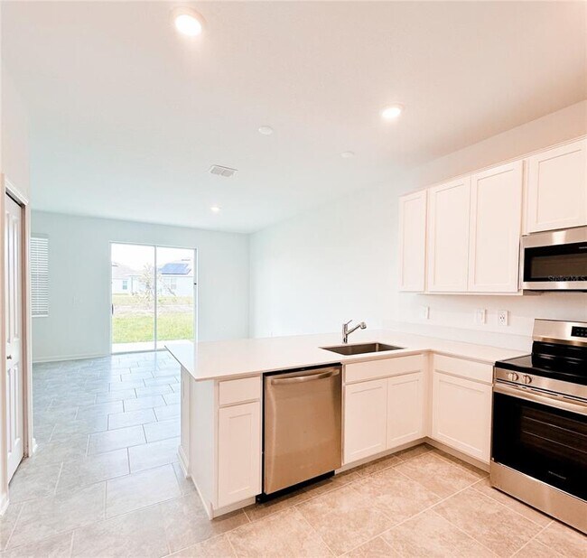 Photo - 2768 Pierr St