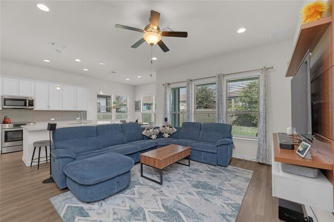 Photo - 10024 Dalliance Ln