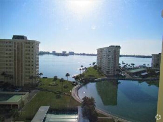 Building Photo - Waterview Furn. 55+ Sea Towers Condo - 1BR...